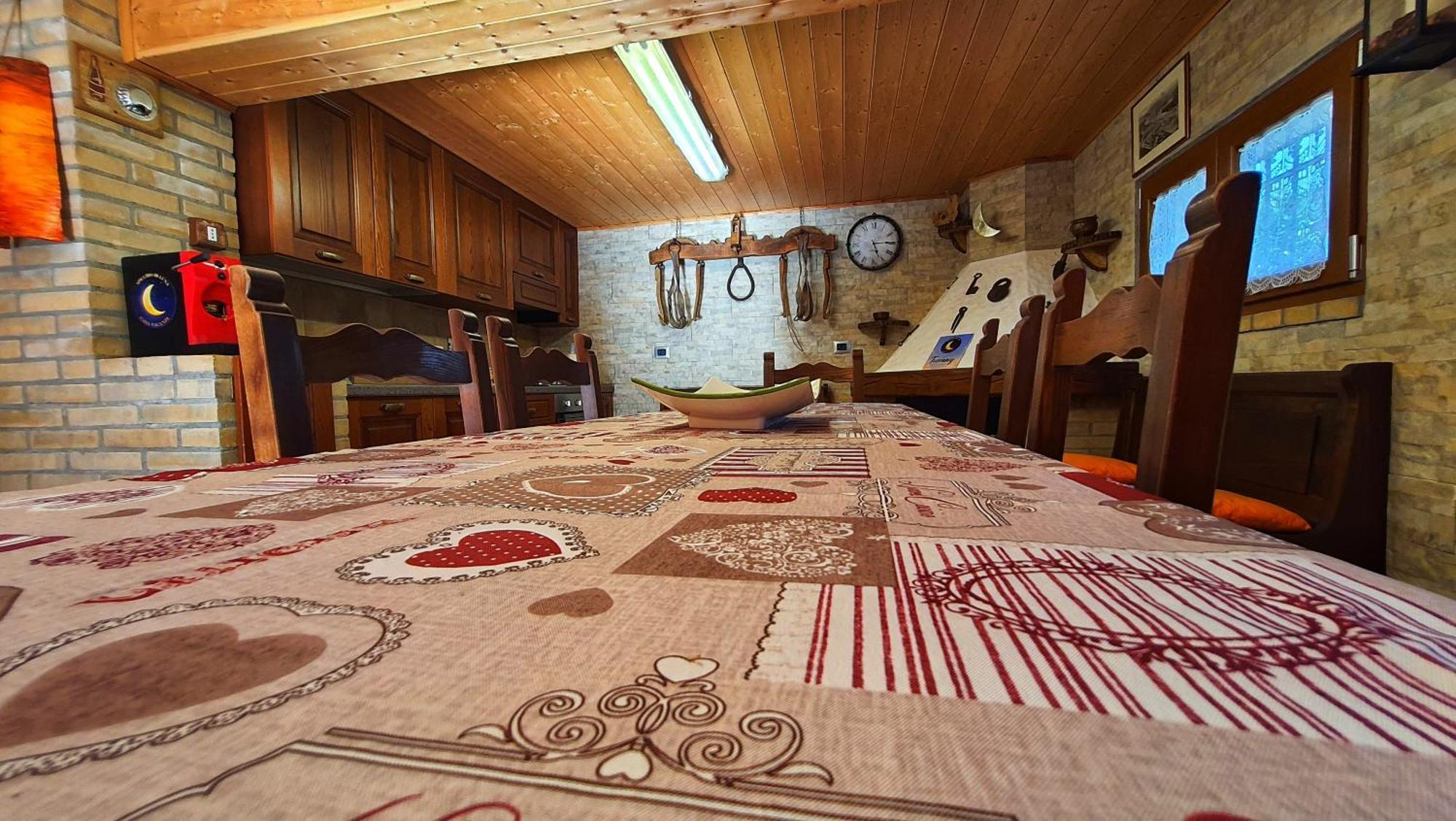 Spicchio Di Luna - Casa Vacanze Albiano Magra Екстер'єр фото
